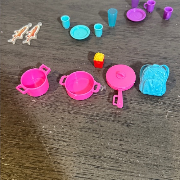 Barbie Hiking Doll Set, Brunette with Puppy and extras lot of 30 pieces - Picture 7 of 9